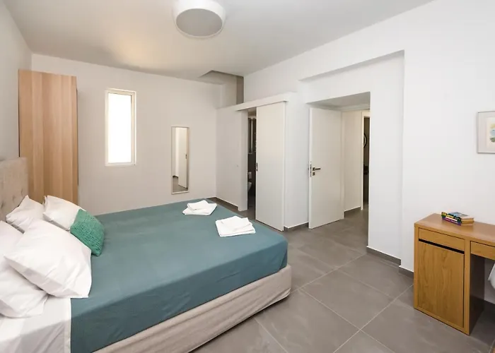 Euphoria Blue στην περιοχή ιξιά * Rhodes City